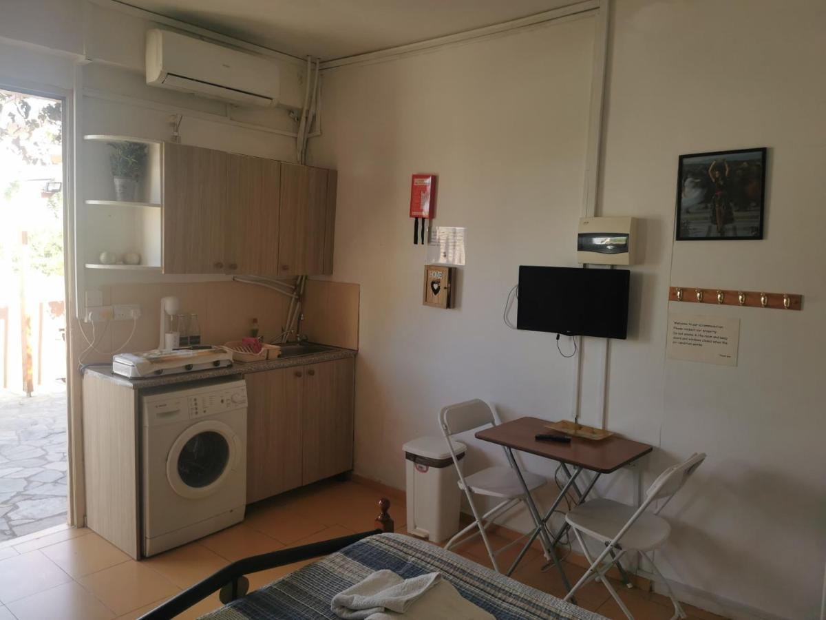 Nicosia Rooms Studios Chambre photo